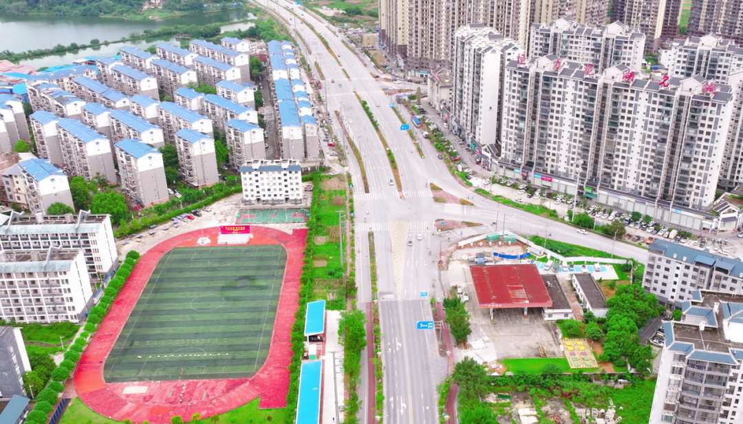 通过上林这个路口，注意减速慢行！