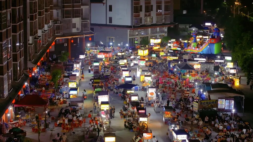 上林人熟悉的水街夜市，烟火气回来了！
